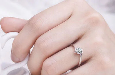 925 Sterling Silver Snowflake Ring – Platinum Finish