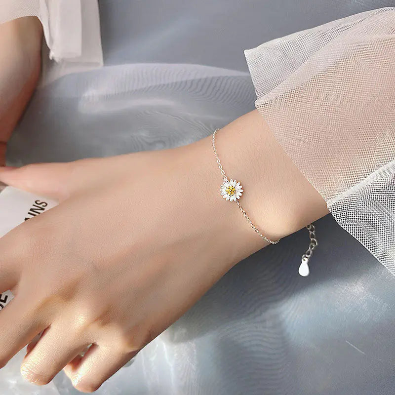 Sterling Silver Daisy Bracelet
