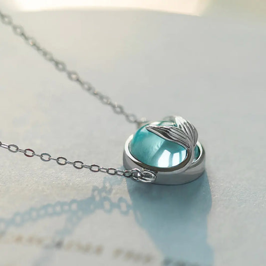 Silver Mermaid Foam Necklace – Ocean-Inspired Elegance